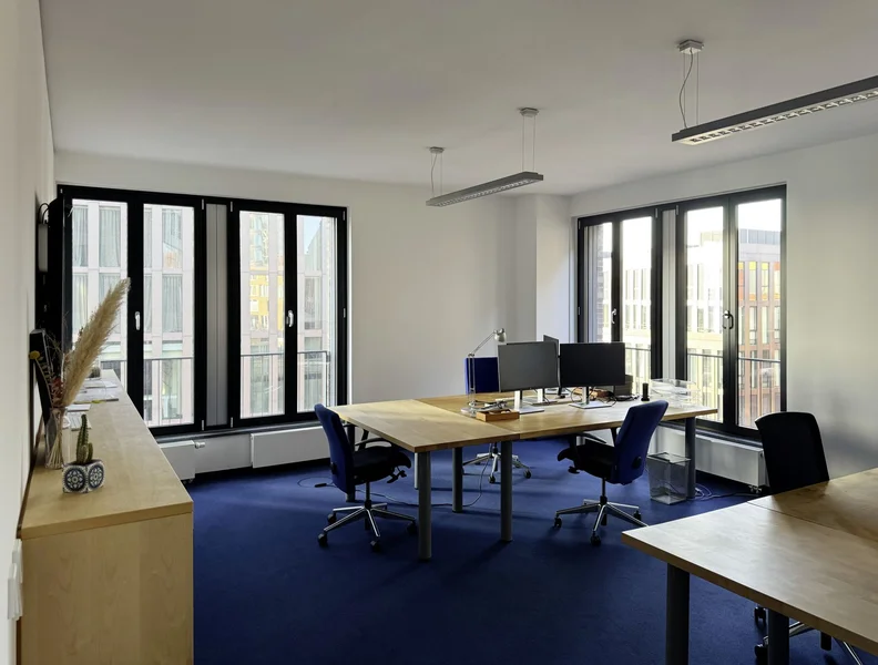 DUTCHMAN OFFICE