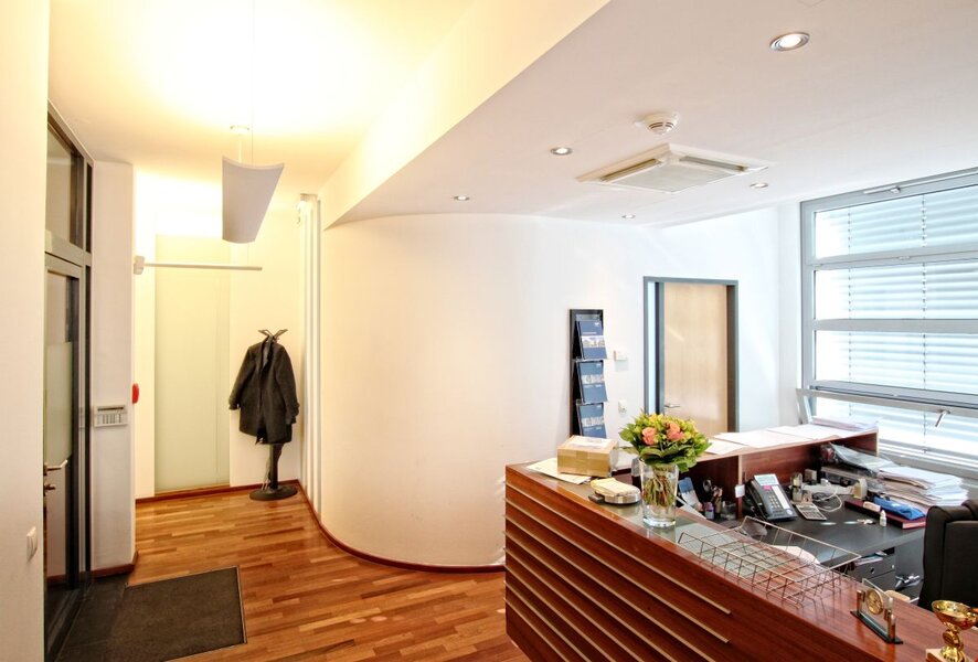 Büro Am Michel Englische Planke Neustadt Elbblick Klimaanlage Portugiesenviertel (12)